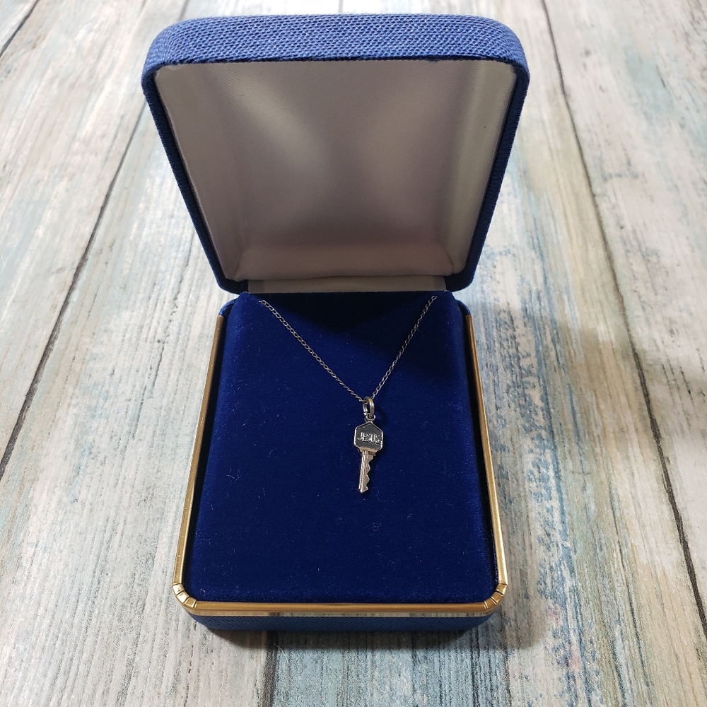 JESUS key Necklace.
